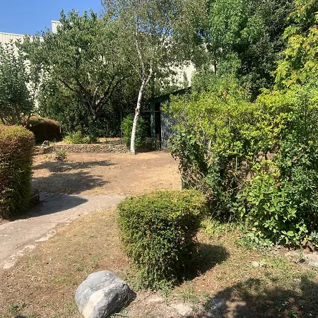 Au Calme Dans Un Ecrin De Verdure 3ch